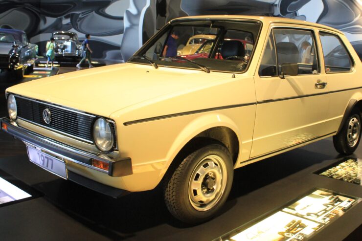 Volkswagen Golf I — dane techniczne, wymiary, silniki, spalanie, pojemność, ceny, opinie