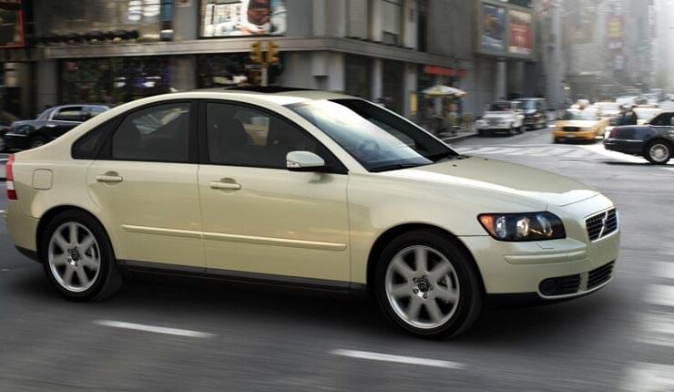 Volvo S40 i Volvo V40 – dane techniczne, wymiary, silniki, spalanie, pojemność, ceny, opinie