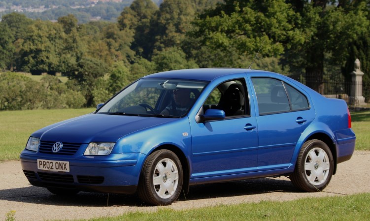 Volkswagen Jetta IV – dane techniczne, wymiary, silniki, spalanie, pojemność, ceny, opinie