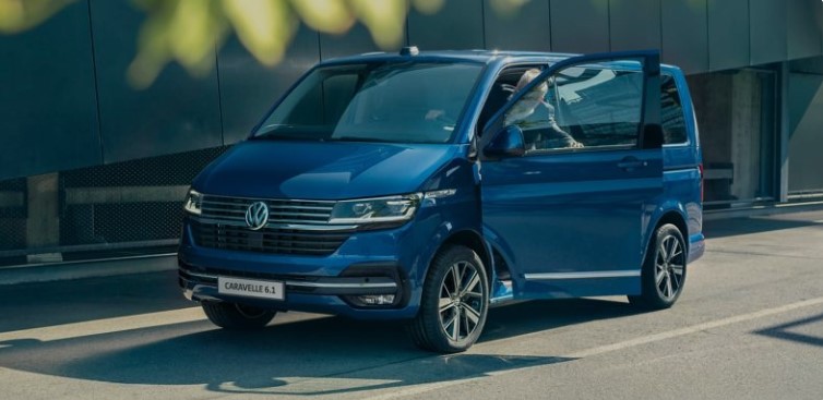 VW Caravelle – dane techniczne, wymiary, silniki, spalanie, pojemność, ceny, opinie