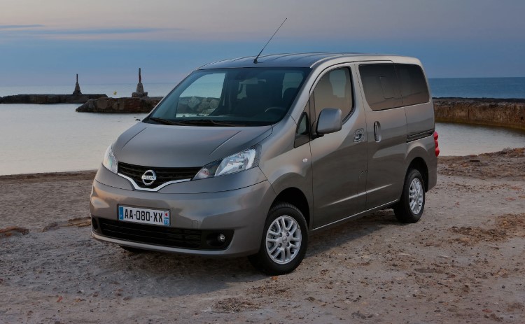 Nissan NV200 – dane techniczne, wymiary, silniki, spalanie, pojemność, ceny, opinie