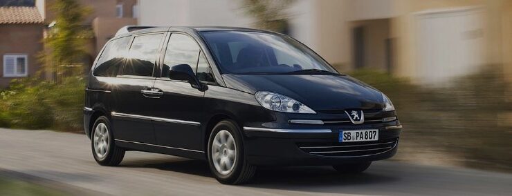 Peugeot 807 – dane techniczne, wymiary, silniki, spalanie, pojemność, ceny, opinie