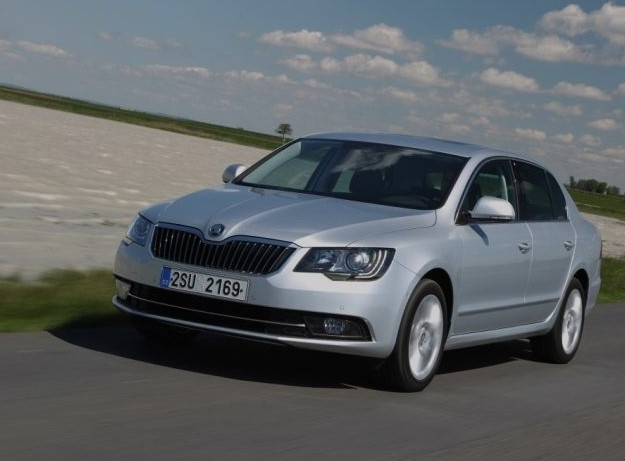 Skoda Superb 2 – dane techniczne, wymiary, silniki, spalanie, pojemność, ceny, opinie