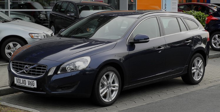 Volvo V60 – dane techniczne, wymiary, silniki, spalanie, pojemność, ceny, opinie