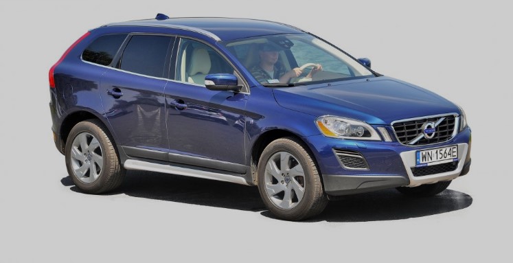 Volvo XC60 – dane techniczne, wymiary, silniki, spalanie, pojemność, ceny, opinie