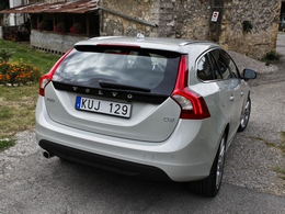 volvo-v60.jpg