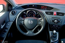 honda-civic-5d-sport-zdjecia_3723.jpg