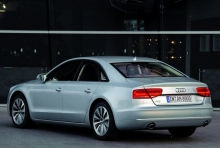 wydajnosc-w-wielkim-stylu-audi-a8-hybrid_3951.jpg