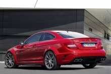 mercedes-c-63-amg-coupe-black-series_3997.jpg