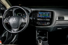 mitsubishi-outlander-phev-dabiut_4825.jpg