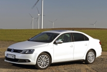 volkswagen-jetta-hybrid_5691.jpg