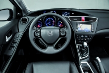 pierwsze-spojrzenie-na-nowa-honde-civic-tourer_5923.jpg