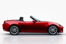 nowa-mazda-mx-5-na-paryskim-salonie-samochodowym_6521.jpg