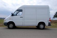 test-mercedes-sprinter-208d_228.jpg