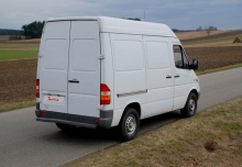 test-mercedes-sprinter-208d_921.jpg